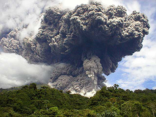 В Японии развивают "вулканический туризм"